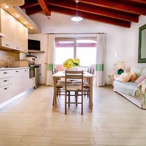 Villa 2, Chia